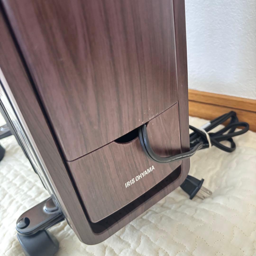 ＊美品＊アイリスオーヤマ オイルヒーター POH-S1208M-MD 2021年