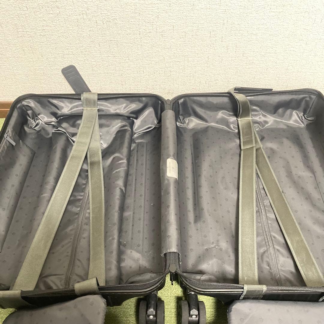 リモワ エッセンシャル キャビンS ブラック