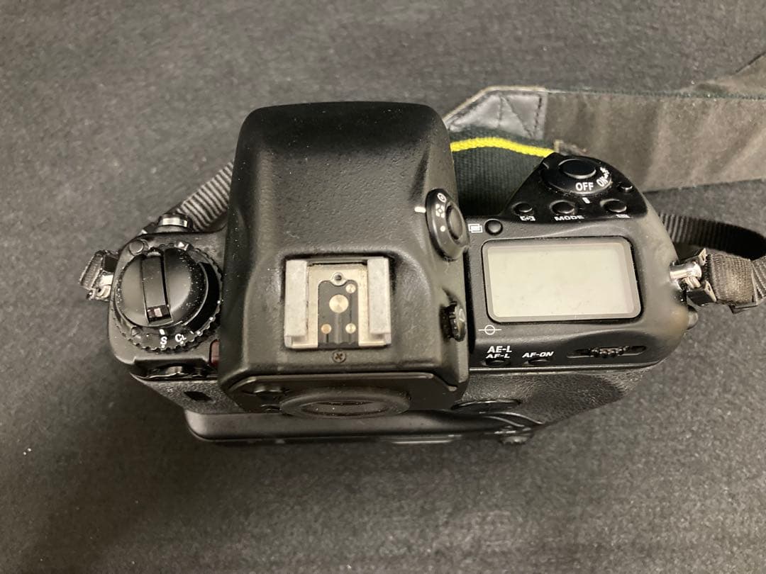 【ジャンク】Nikon F5 ボディ（フィルム一眼レフカメラ）