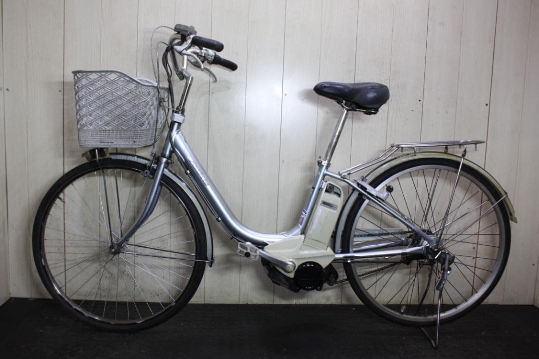 ブリヂストン A22アシスト 大容量8.1AH 26型 3段 SILVER電動