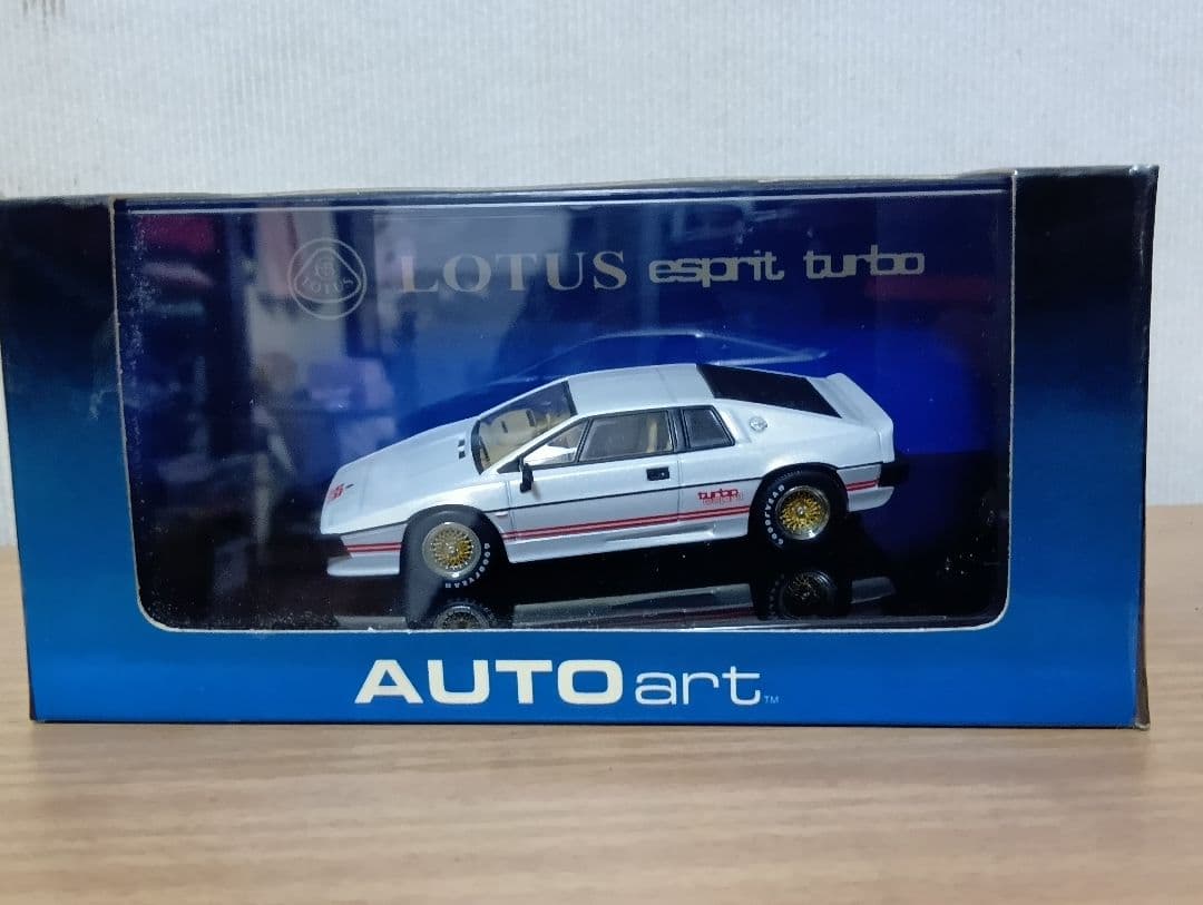 1/43 AUTOart lotus esprit turbo エスプリ
