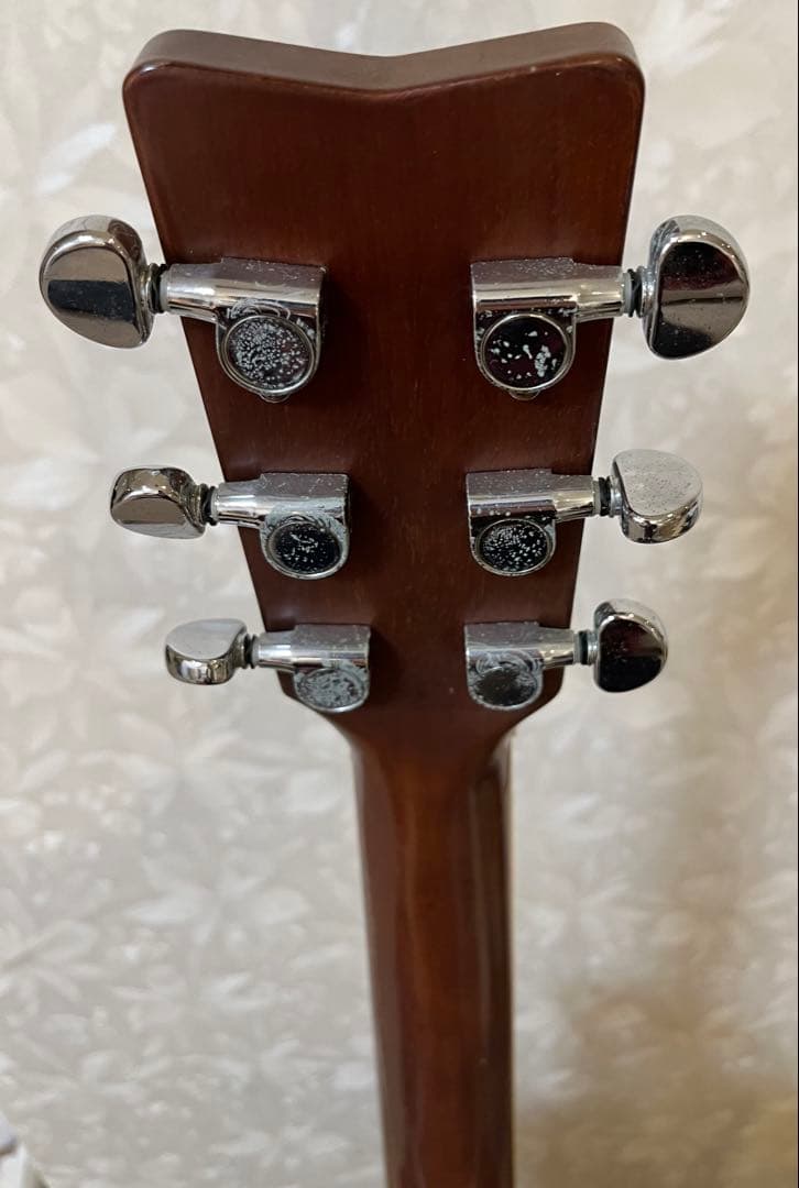 YAMAHA FS-325アコースティックギター　中古、ケース、ギター立て、カポ