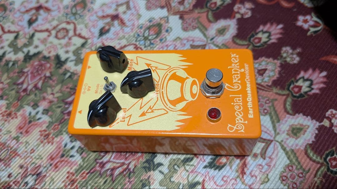 ギター EARTHQUAKER DEVICES Special Cranker