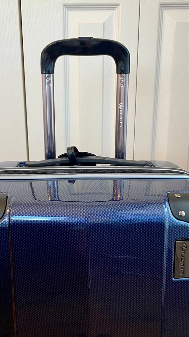【たく】Lexus ハードキャリーケース 機内持ち込みサイズ