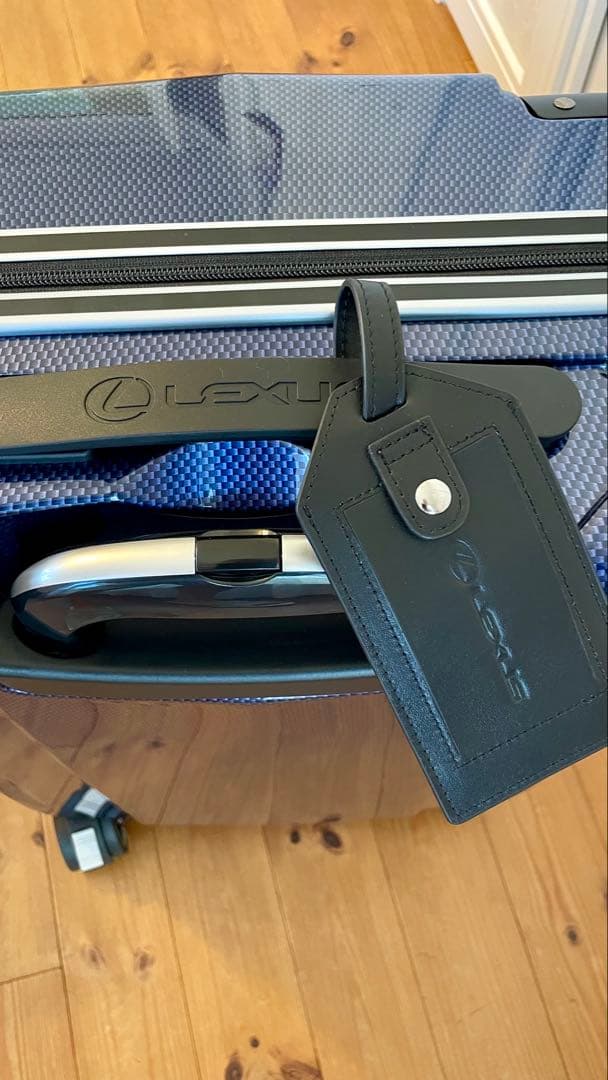 【たく】Lexus ハードキャリーケース 機内持ち込みサイズ