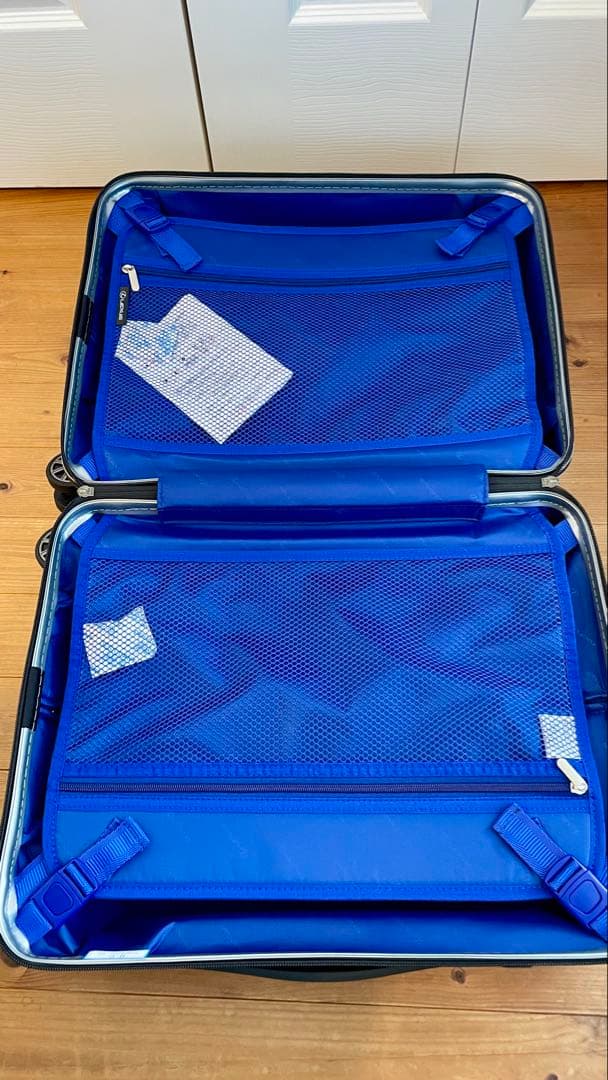 【たく】Lexus ハードキャリーケース 機内持ち込みサイズ