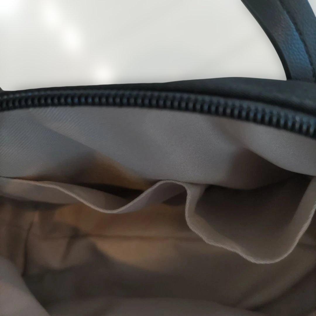 【a-jolie-アジョリー】パール装飾 ハンドバッグ 黒　ショルダーベルト付き