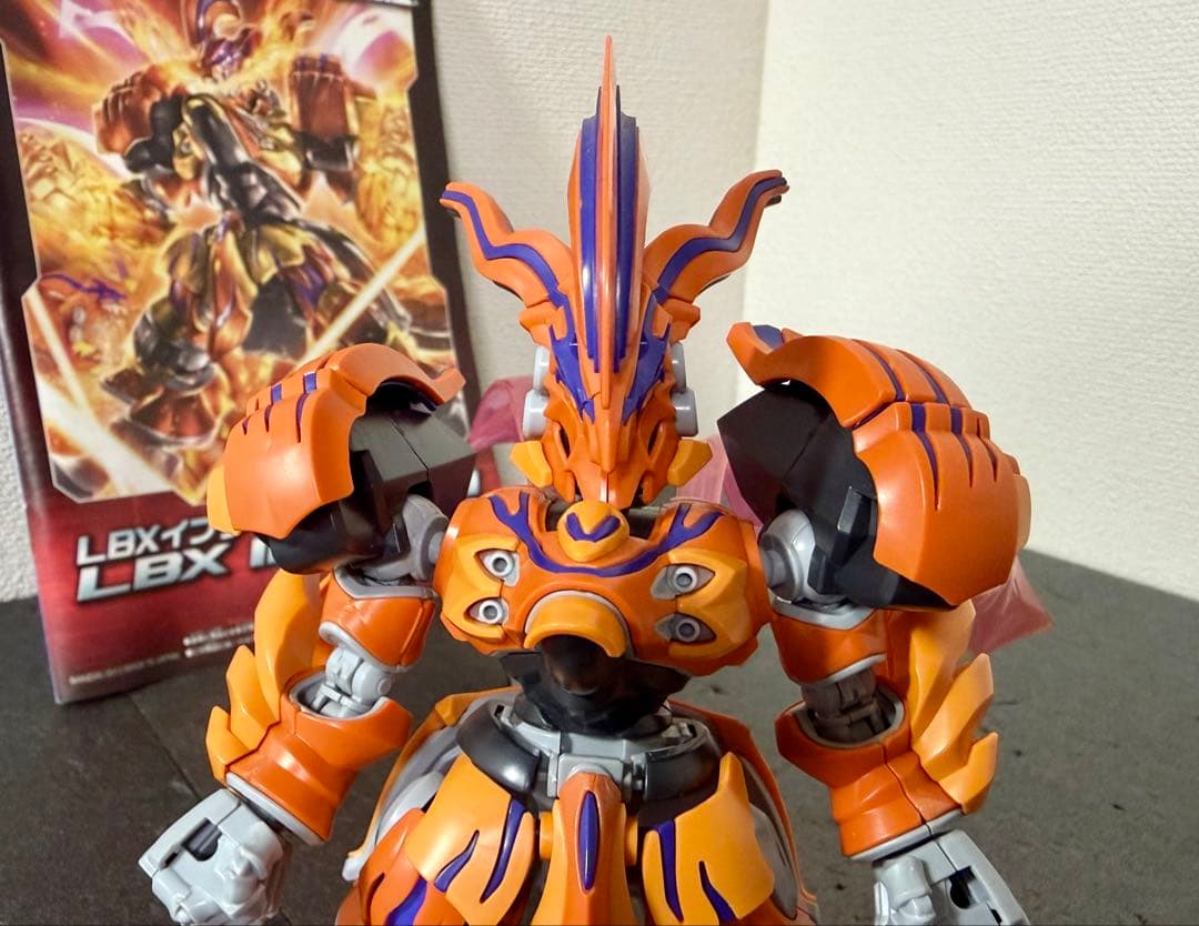 ハイパーファンクション LBXイフリート　ダンボール戦機　プラモデル