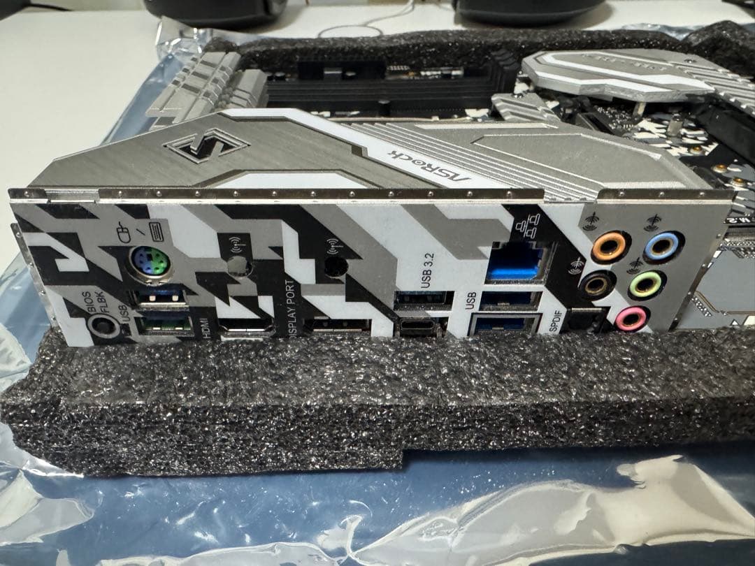 ASRock Steel Legend Z690 マザーボード DDR4