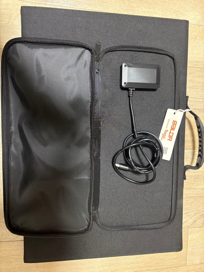 BALDR ソーラーパネル 120W【1度使用のみ】