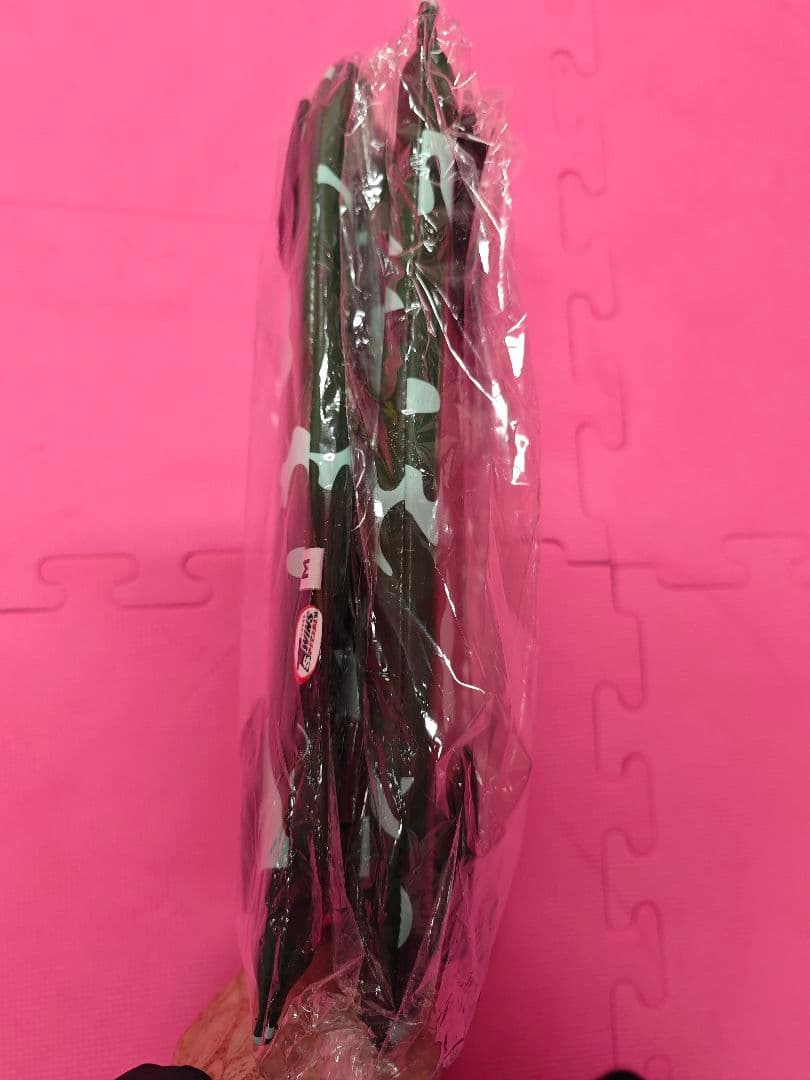 TWINSのレッグガード レガース レア物 お買い得です。