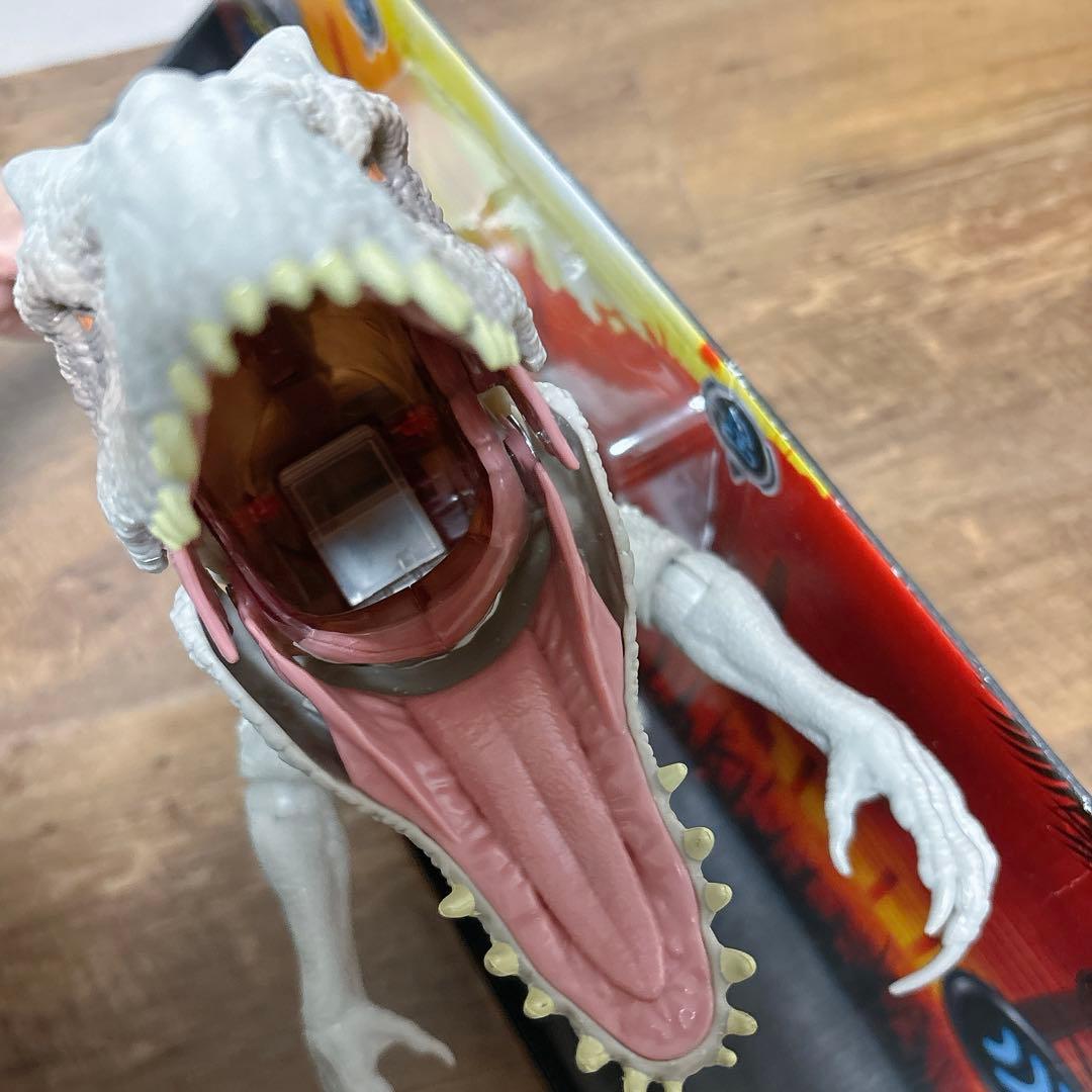 ジュラシックワールド　スーパーアクション　インドミナス・レックス