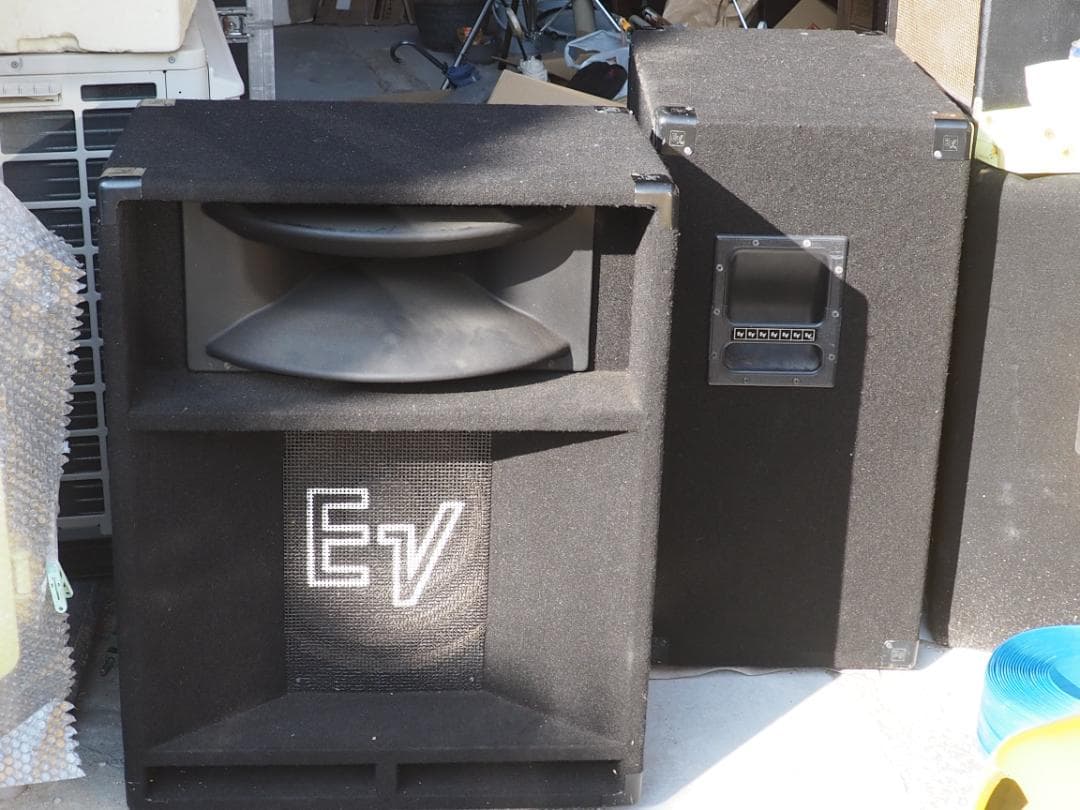 値下げ！EV（エレクトロヴォイス）SR用スピーカー１５０２ER ペアです！