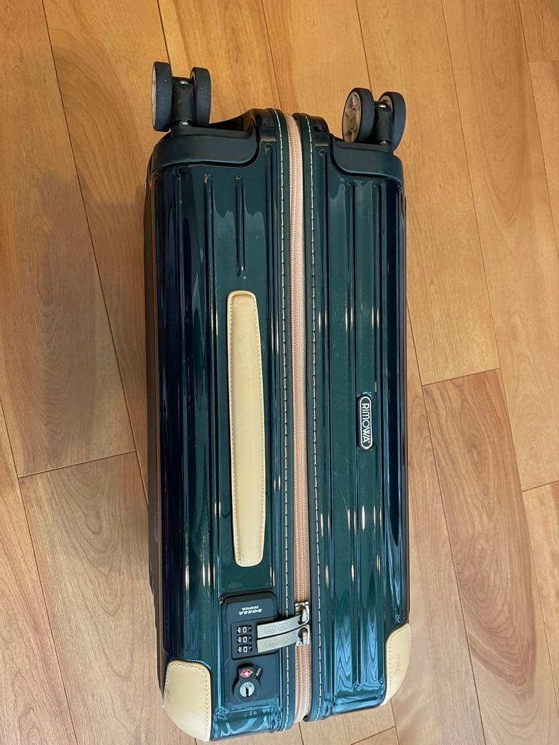 【美品】【RIMOWA】 BOSSANOVA スーツケース