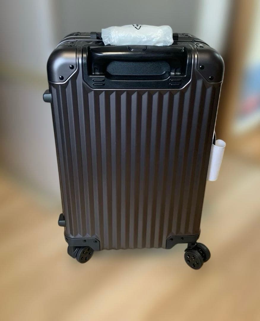 【新品未使用 】メルセデスベンツ AMG 33L スーツケース