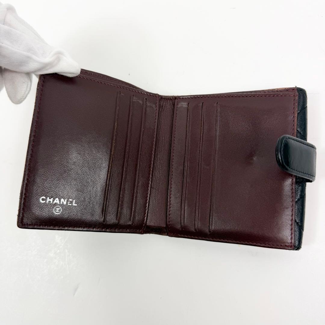 CHANEL ラムスキン Wホック 二つ折り財布 シャネル 箱付き