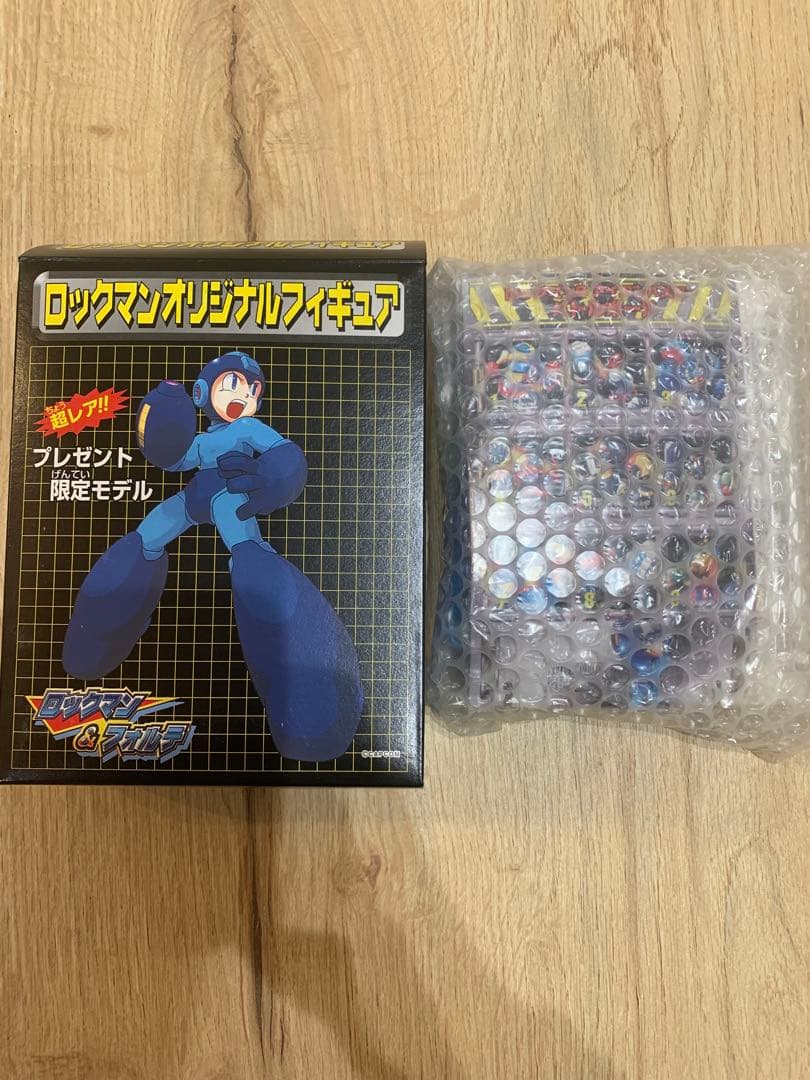 ロックマンオリジナルフィギュア プレゼント限定モデル