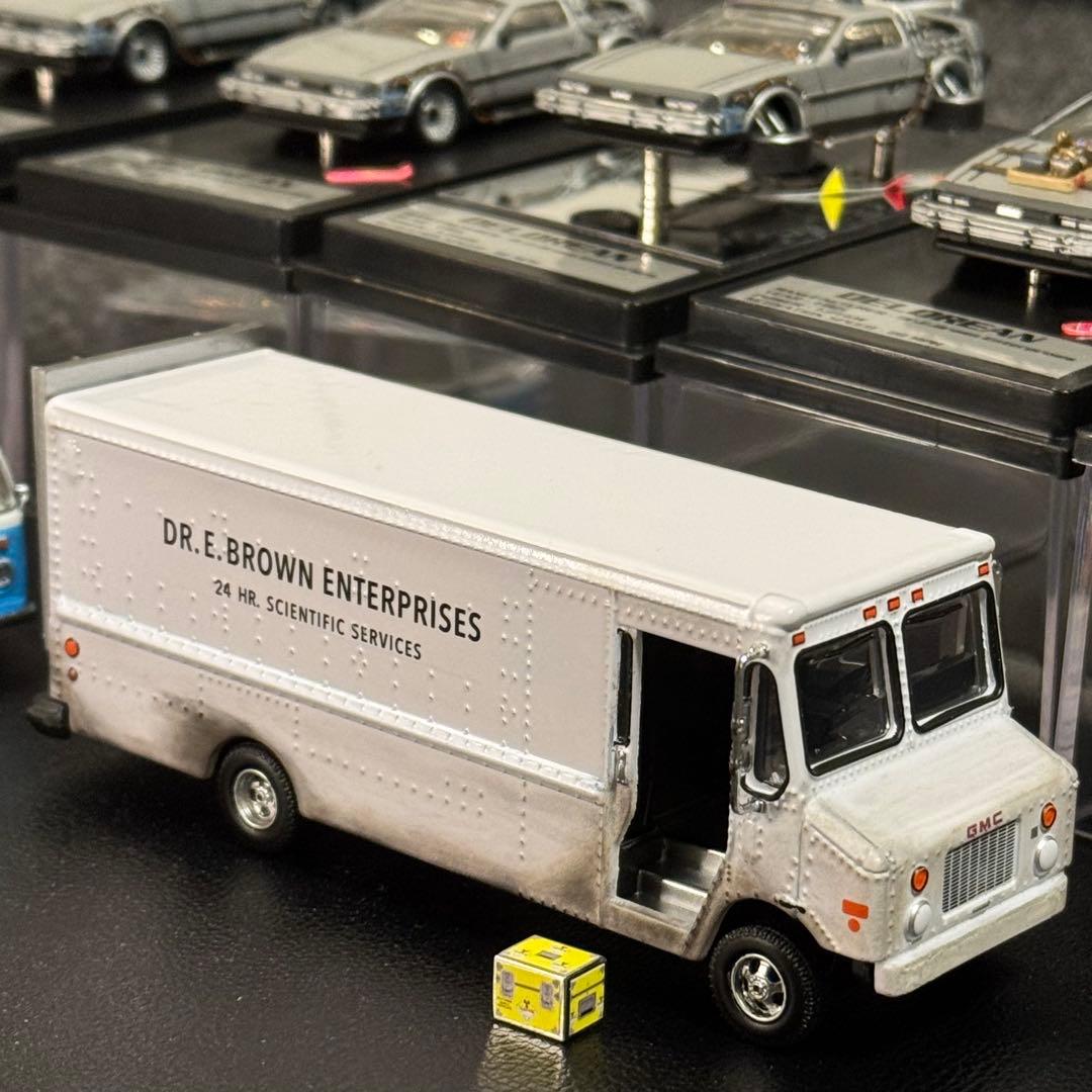 デロリアン カスタム品 ドクのバン テロリスト車両 他　バックトゥザフューチャー