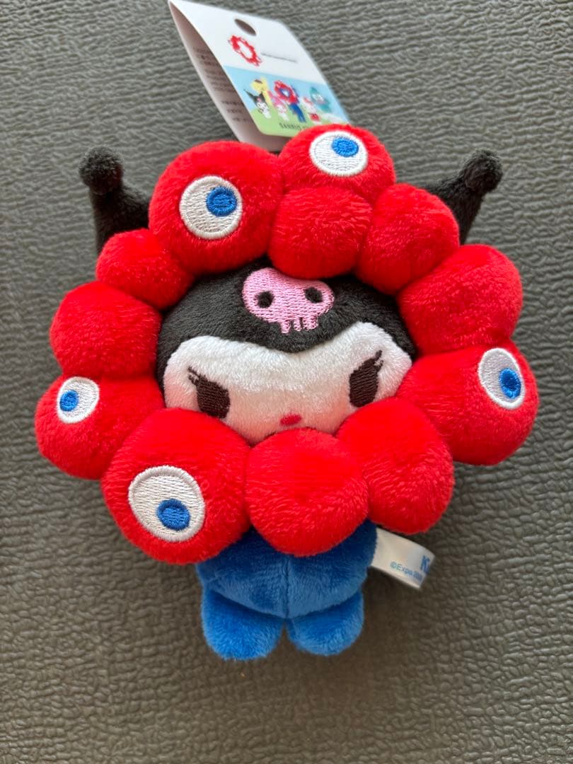 ミャクミャク　サンリオキャラクターズ　なりきりぬいぐるみ　4点セット カラビナ付