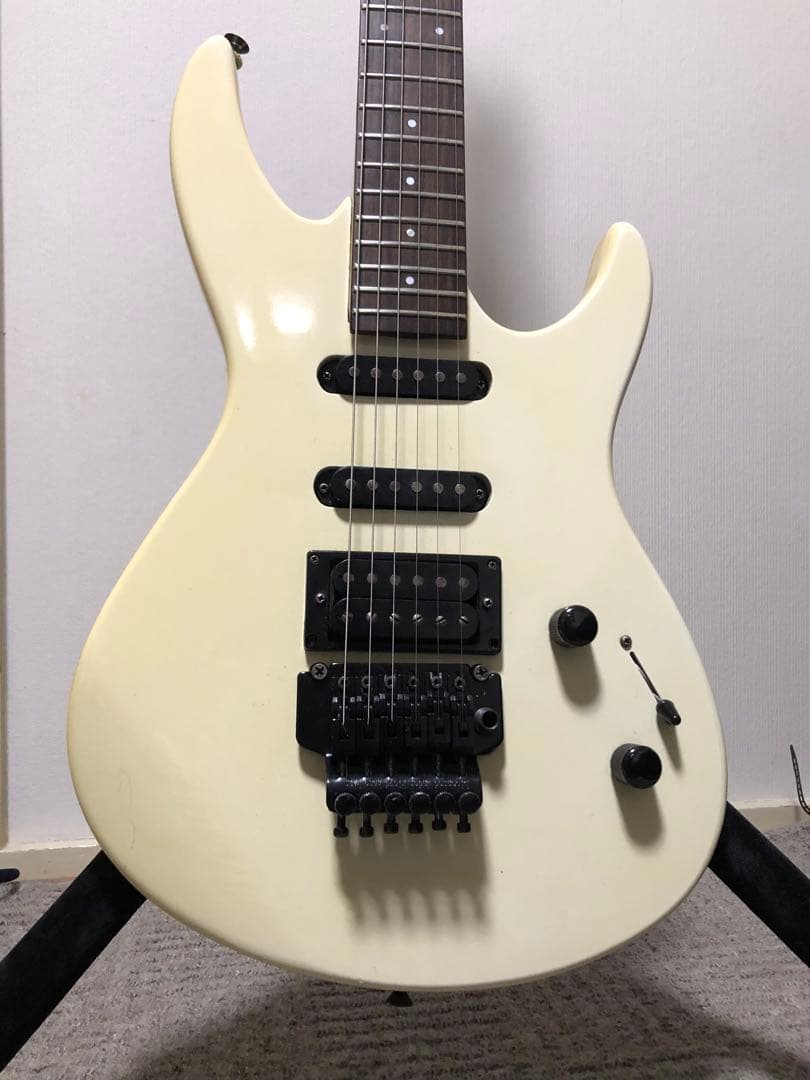 フル調整　アリアプロ2 VANGUARD ホワイト　フロイドローズ　エレキギター