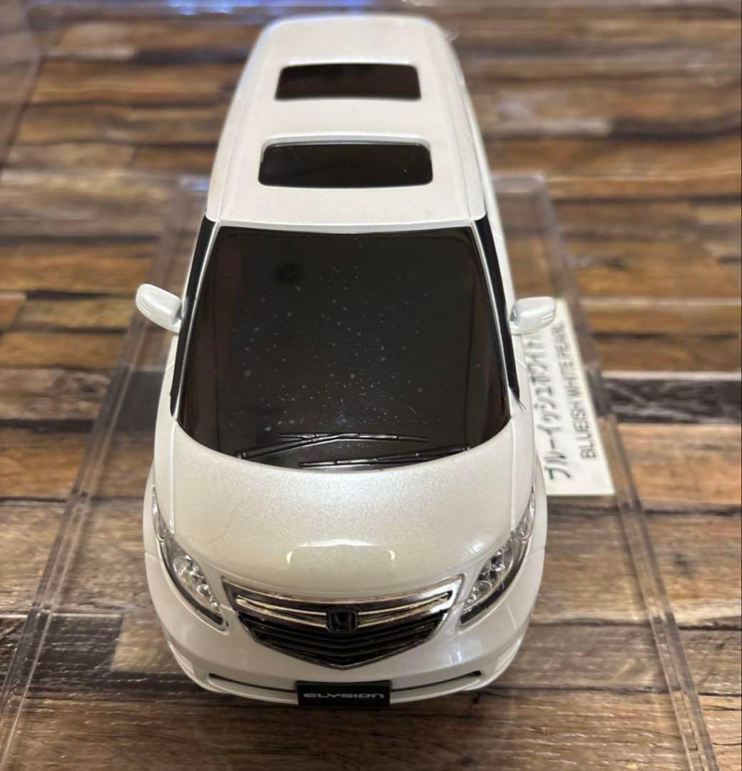 ホンダエリシオンブルーイッシュホワイトパール