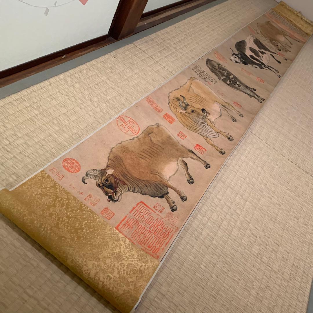 中国絵画　 唐代の絵家　名家唐時代　韓滉（最作)五牛図　乾隆皇帝など题 巻き絵