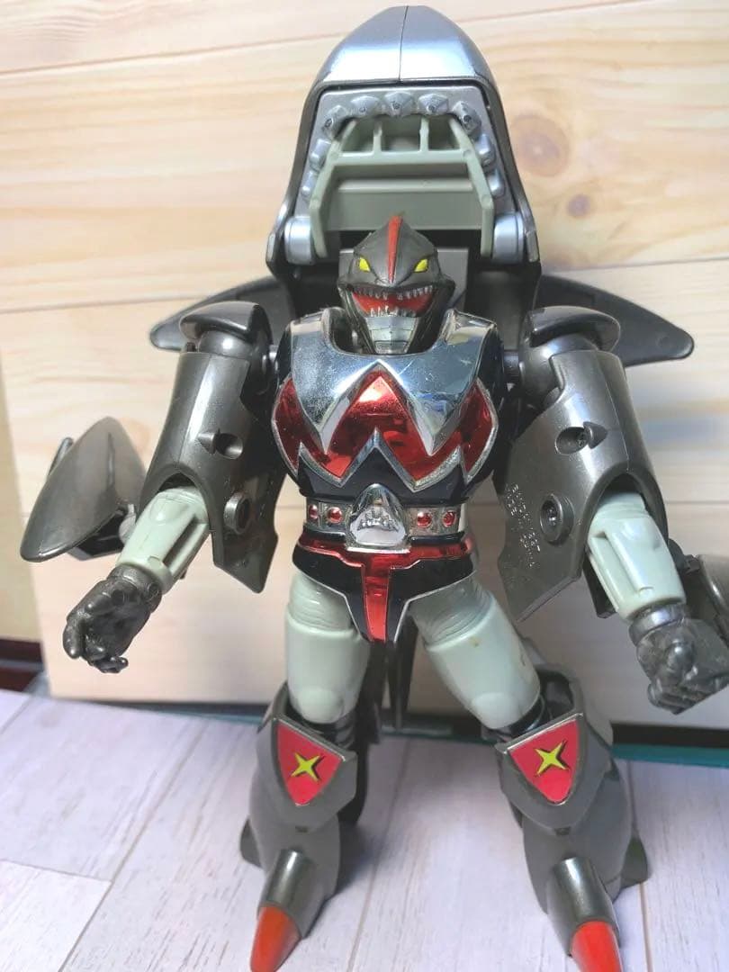 ビーロボ カブタック シャークラー スーパーチェンジシリーズ