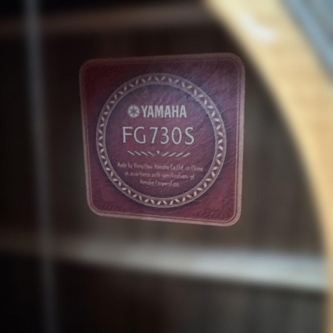 ハードカバー付　YAMAHA FG730S アコースティックギター