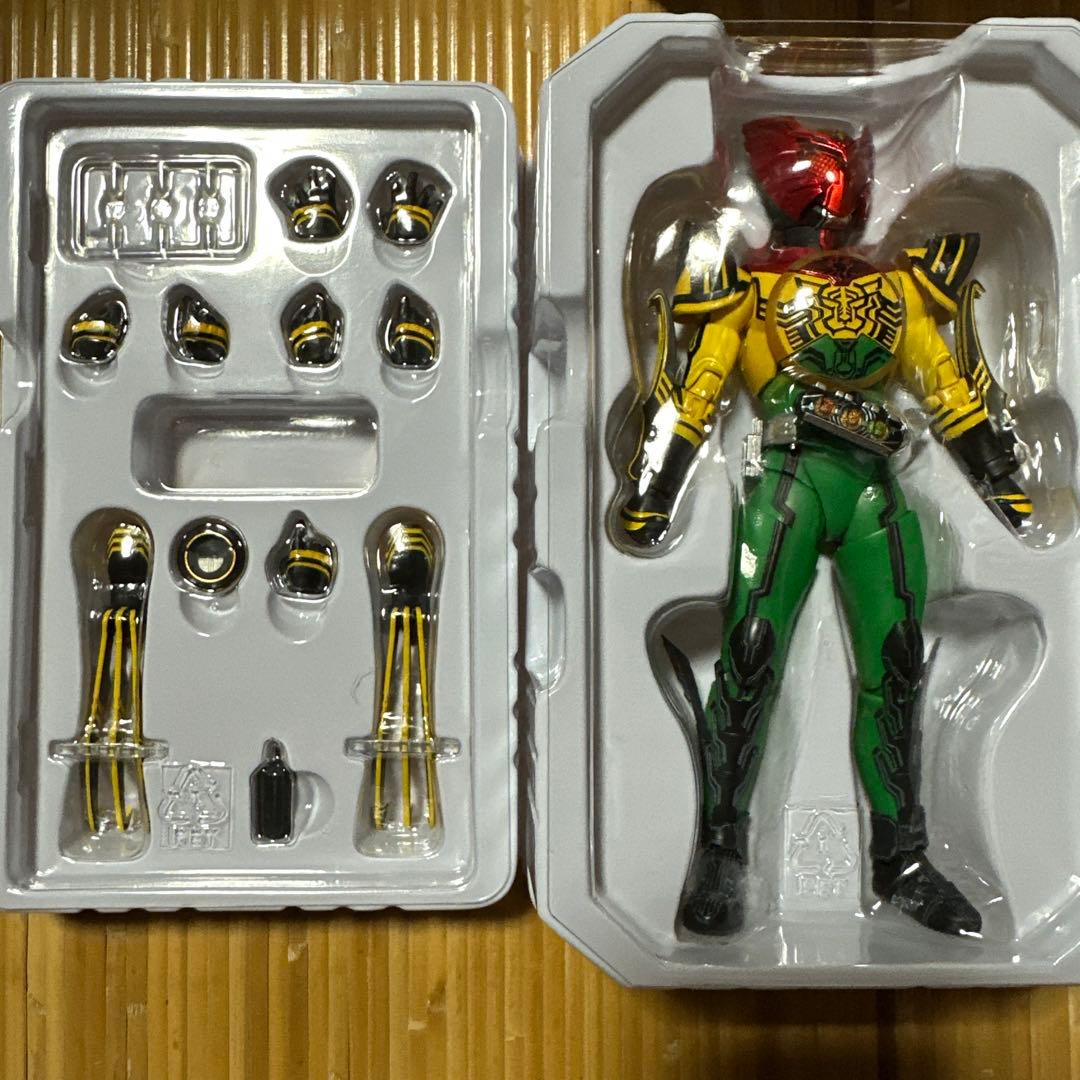 真骨彫製法 仮面ライダーオーズ スーパータトバコンボ Figuarts