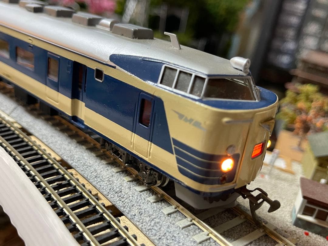 KTM 581系HO＋おまけ機関車4両＋更におまけ1両