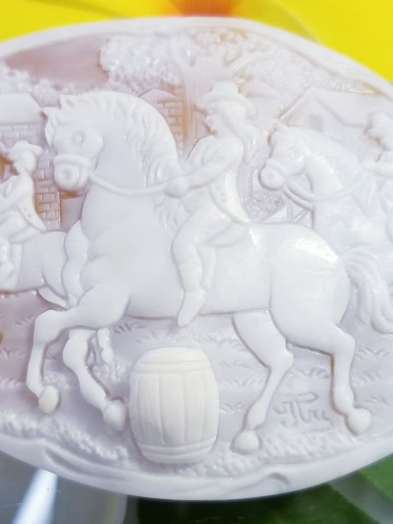 KS-981【フェルディナンド・イトリ】作　天然シェルカメオルース