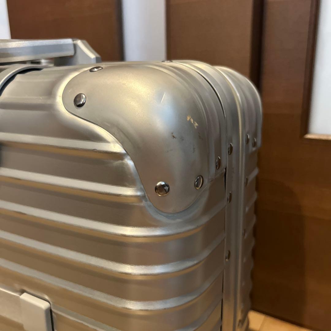 RIMOWA シルバー キャリーケース リモワ トパーズ 26リットル
