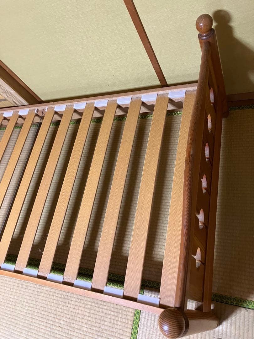 【送料込み】シングルベッドフレーム