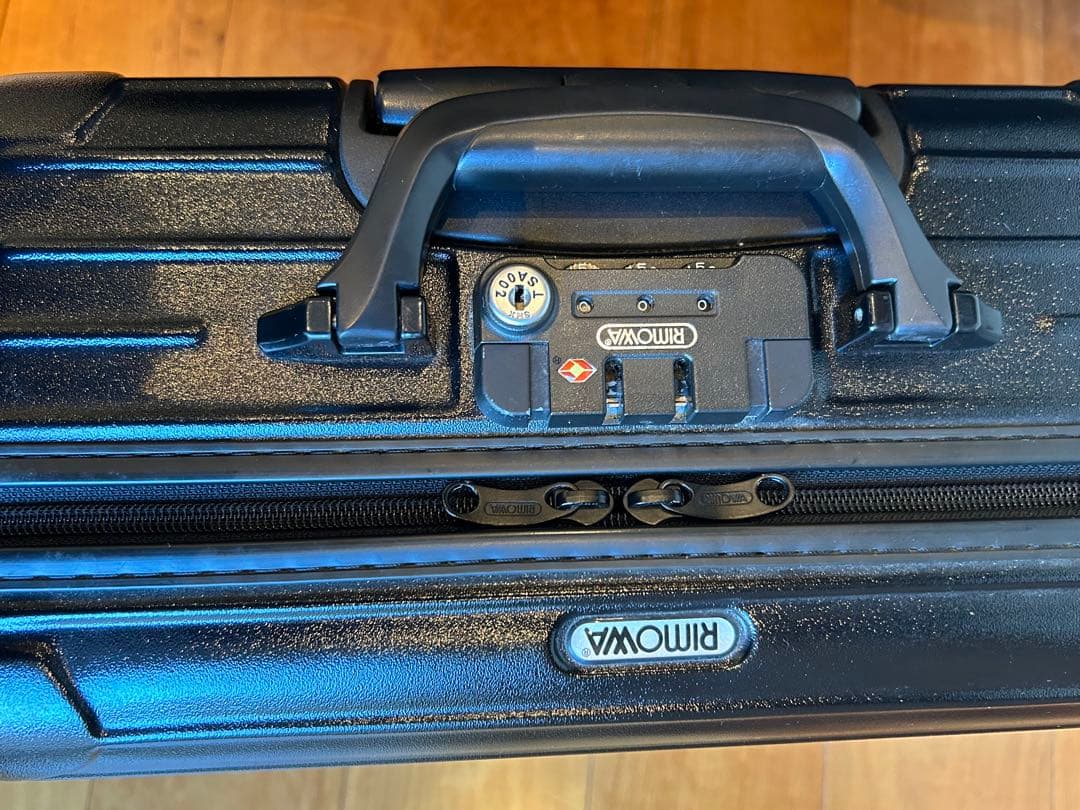 リモワ サルサ ビジネス トローリー 23L 機内持ち込み可