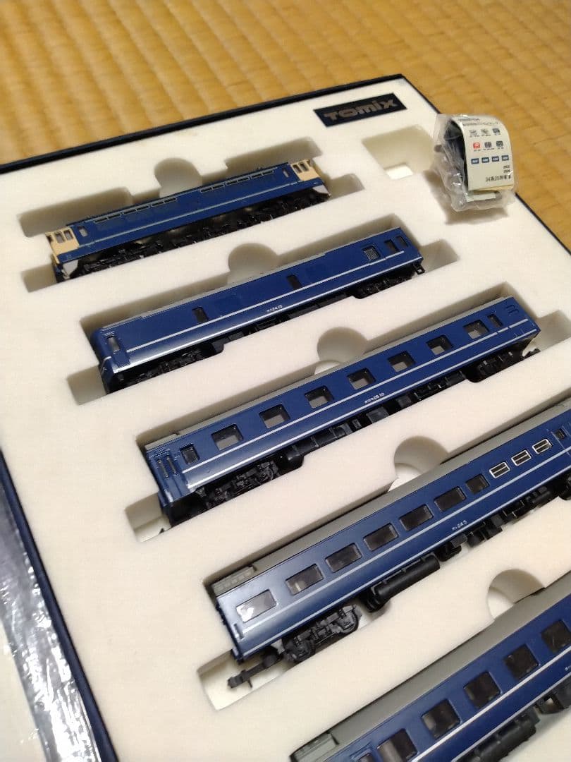 TOMIX EF65-1100 Nゲージ　国鉄24系25形　寝台特急　92006
