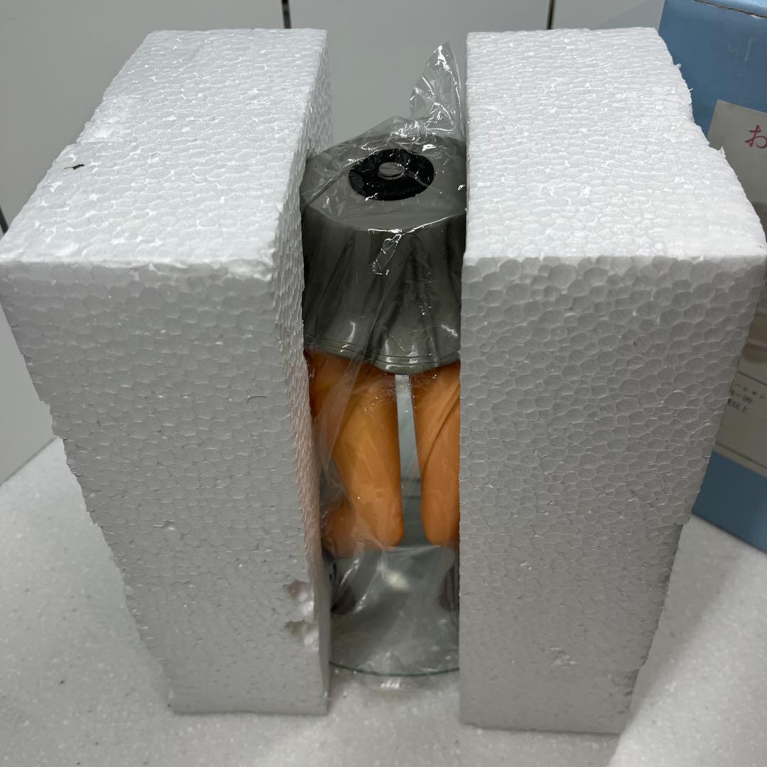 おもしろガラステーブル 【女子校生】レアな商品です。