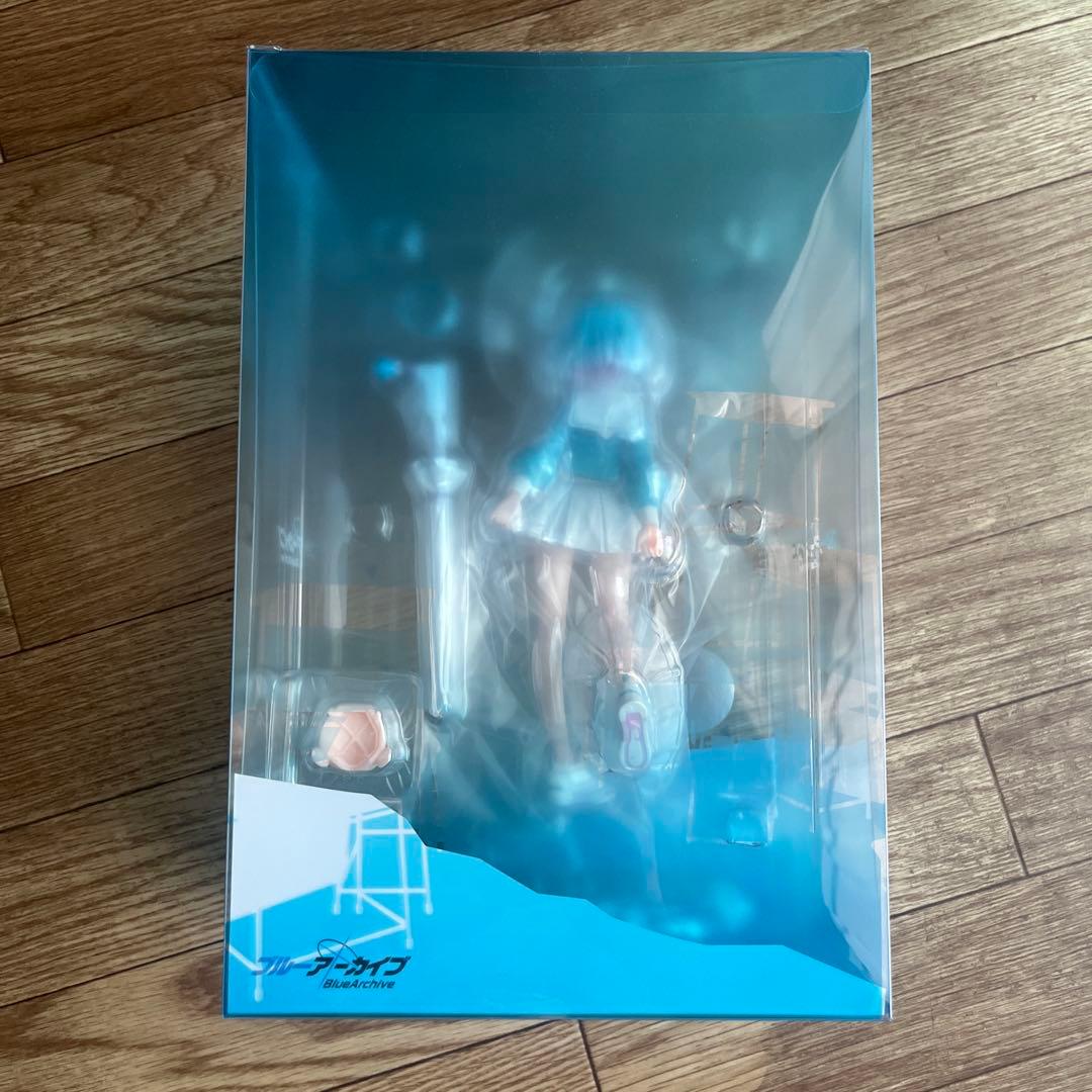 ブルーアーカイブ　GOLDEN HEAD アロナ1/7スケール　あみあみ限定版