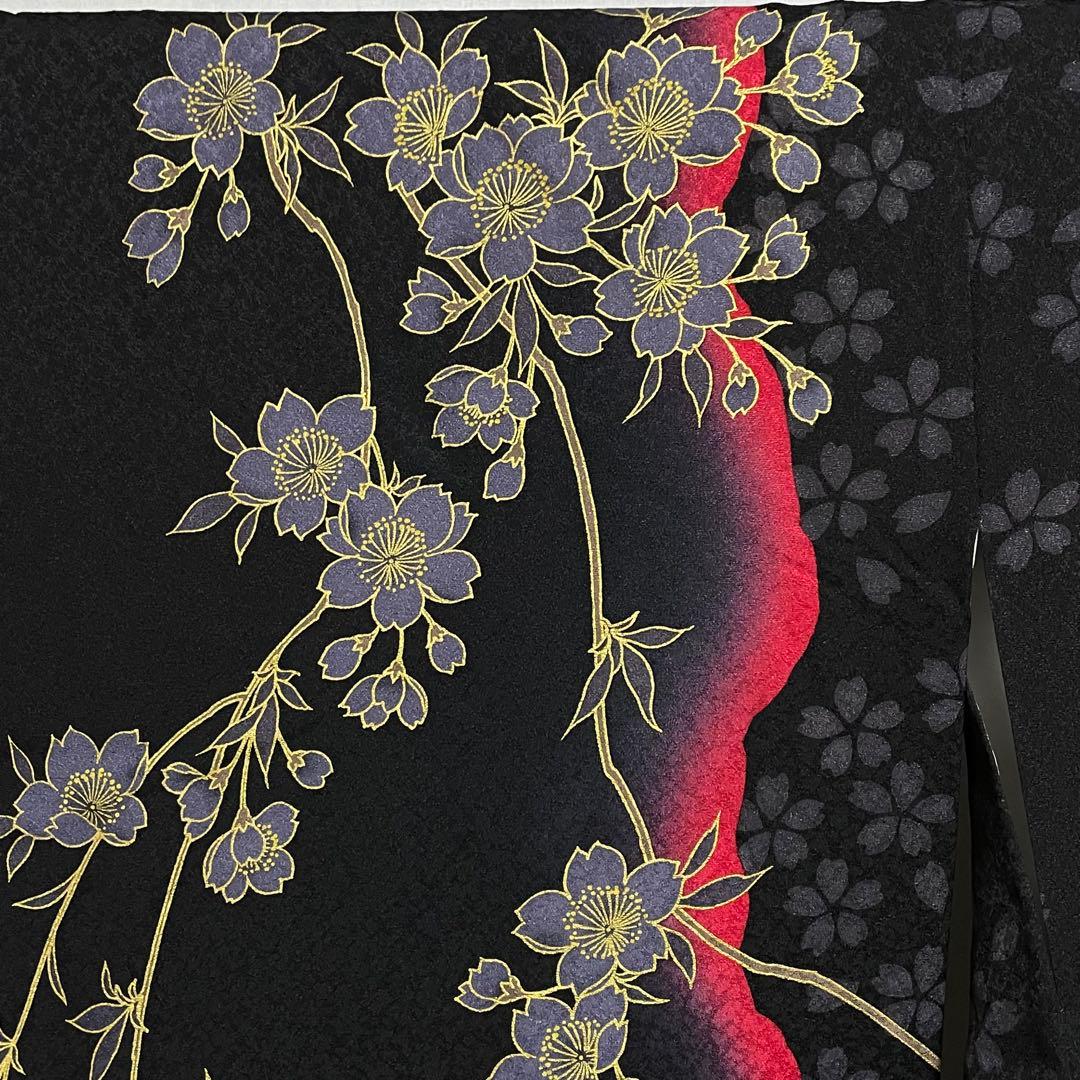 D845 振袖　一蔵コレクション　金駒刺繍　黒地　正絹　着物　袷　極美品