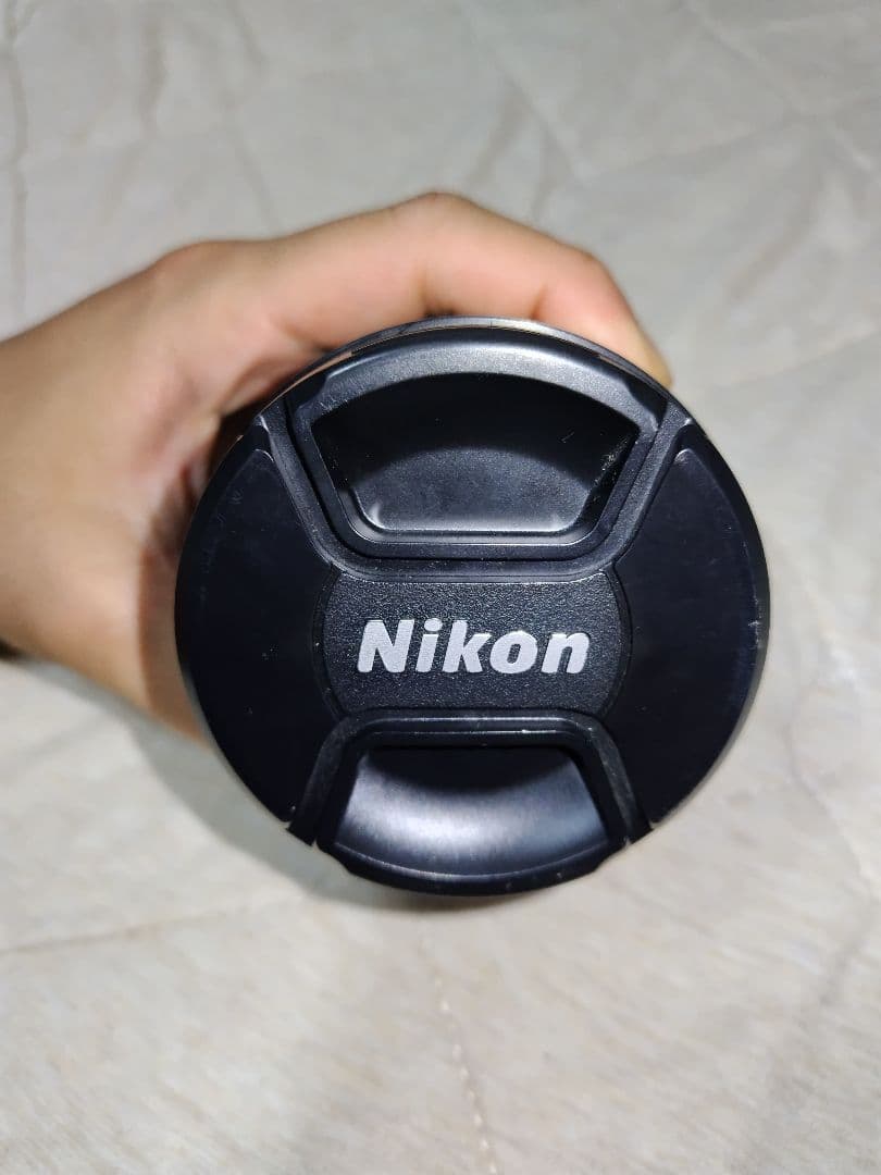 Nikon AF-S DX VR Zoom-Nikkor 18-200mm f…