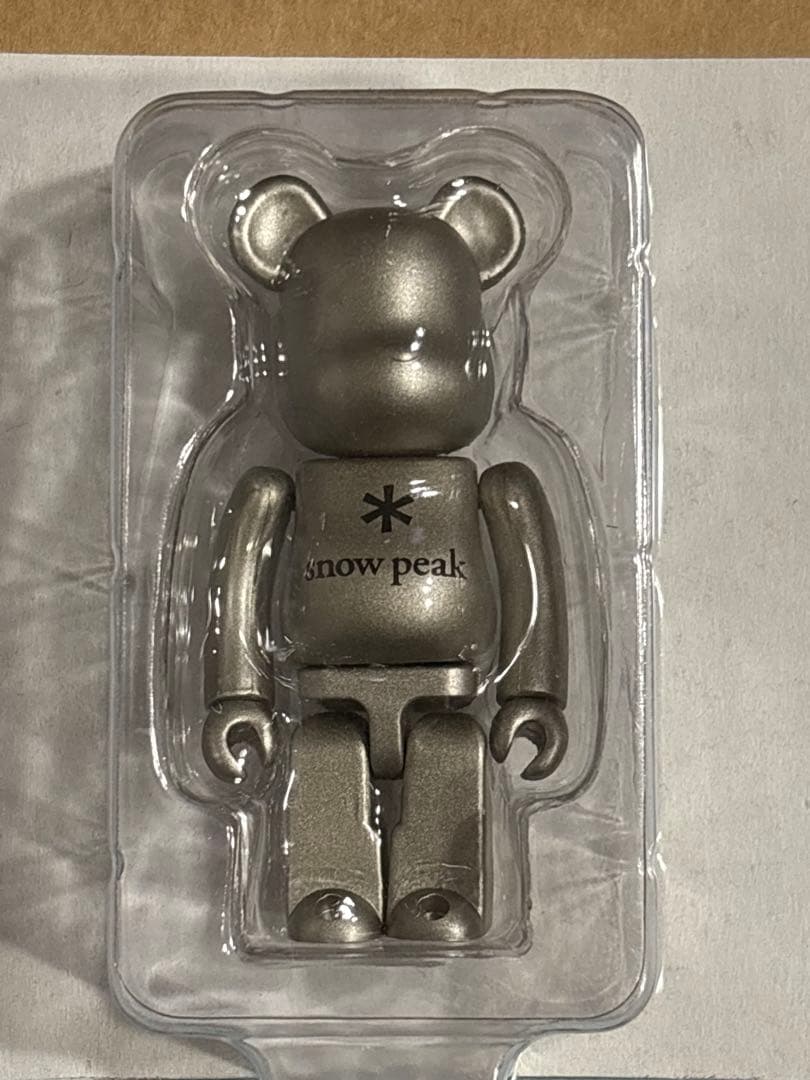 スノーピーク ベアブリック 100%