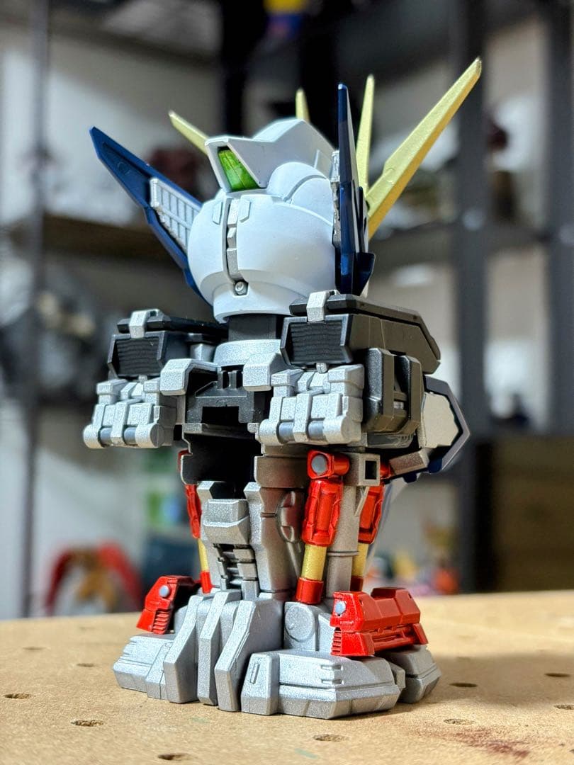 ガンプラ メカニカルバスト　ウイングガンダム　塗装済み　完成品