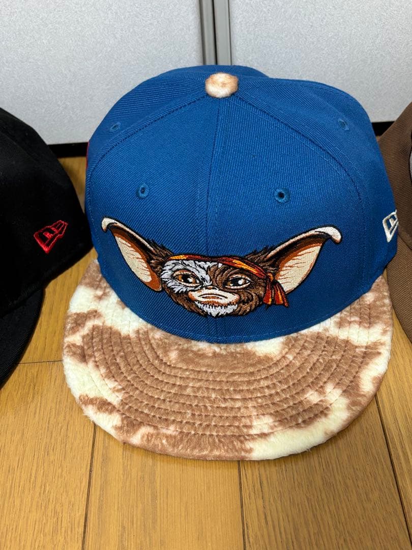 gremlins グレムリン　newera キャップ　kubrick ぬいぐるみ