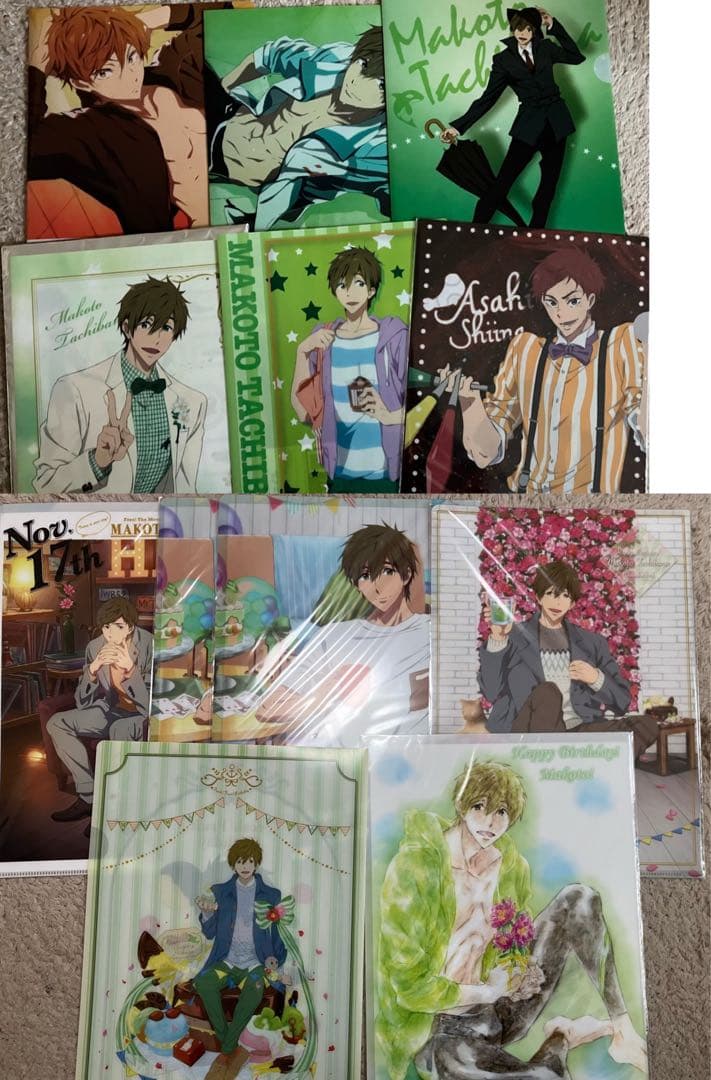 Free! クリアファイル、ポスター、フォトカホロなど、グッズまとめ売り