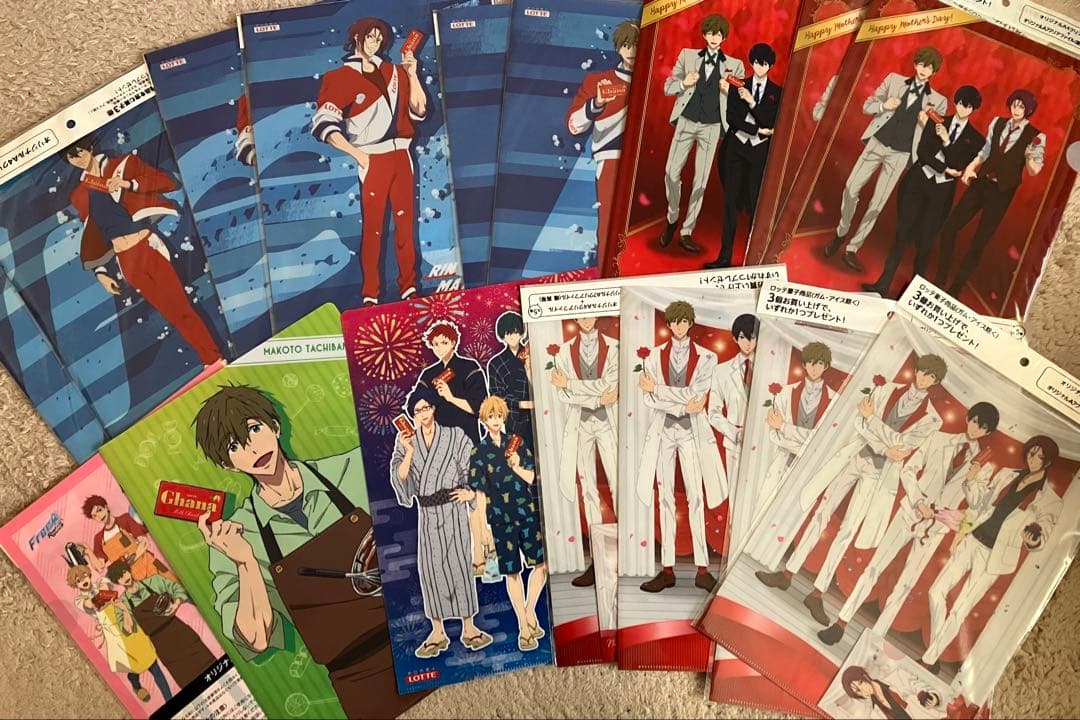 Free! クリアファイル、ポスター、フォトカホロなど、グッズまとめ売り