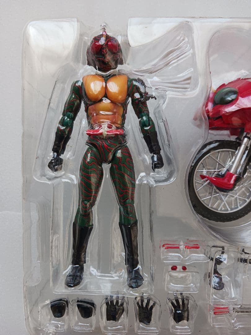 魂ウェブ商店S.H.Flguarts仮面ライダーアマゾン&ジャングラーセット