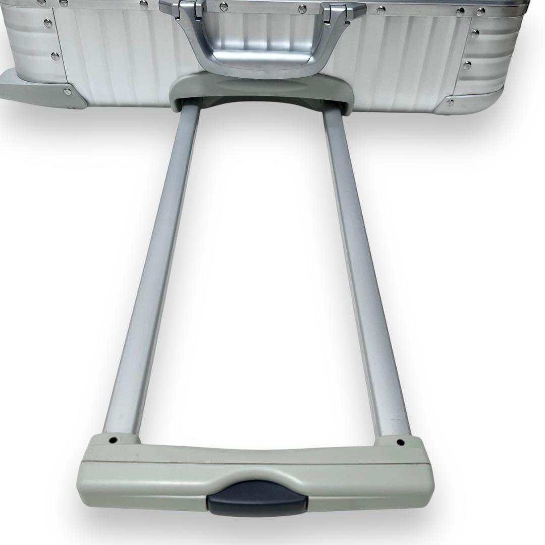 極美品・廃盤■リモワ 青ロゴ トパーズ 932.77 104L 4輪