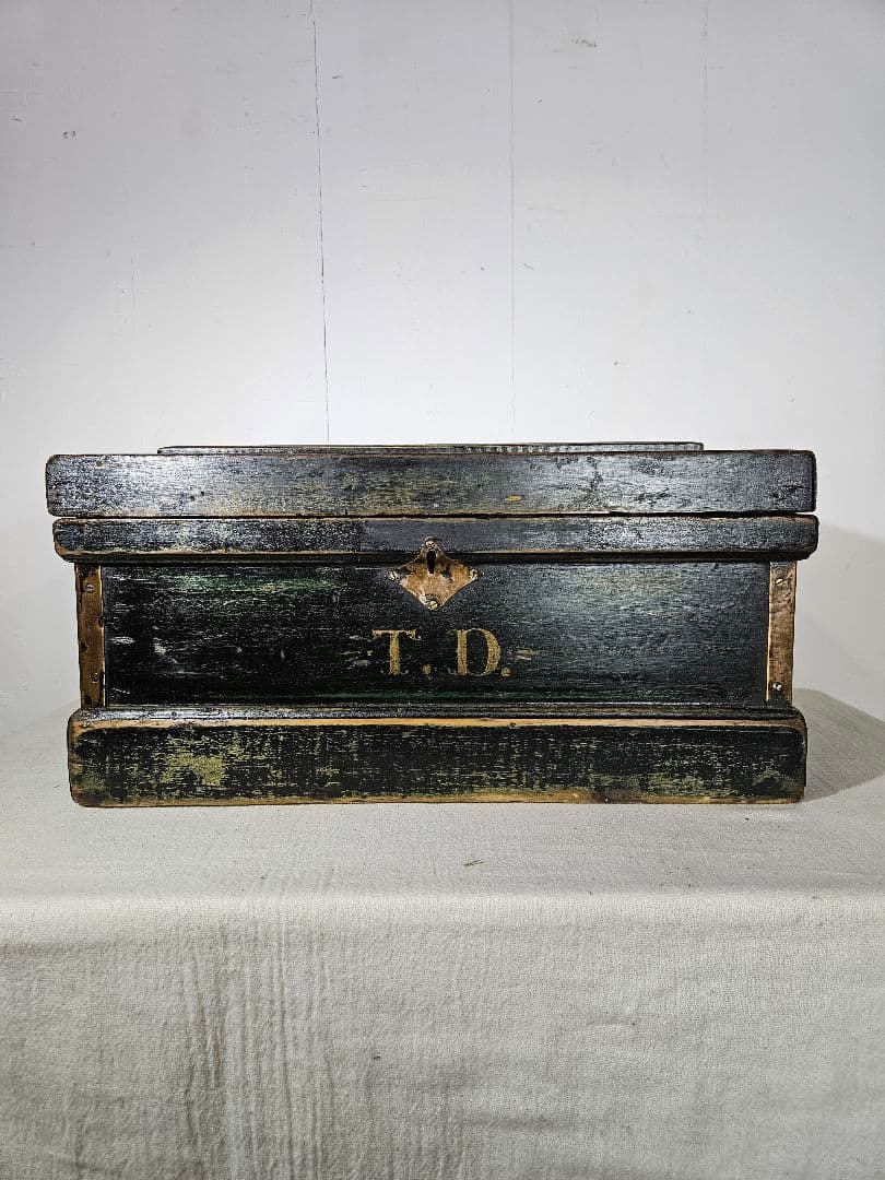 USアンティーク 古い旅行用のトランク 木箱 チェスト 木製 収納 古家具