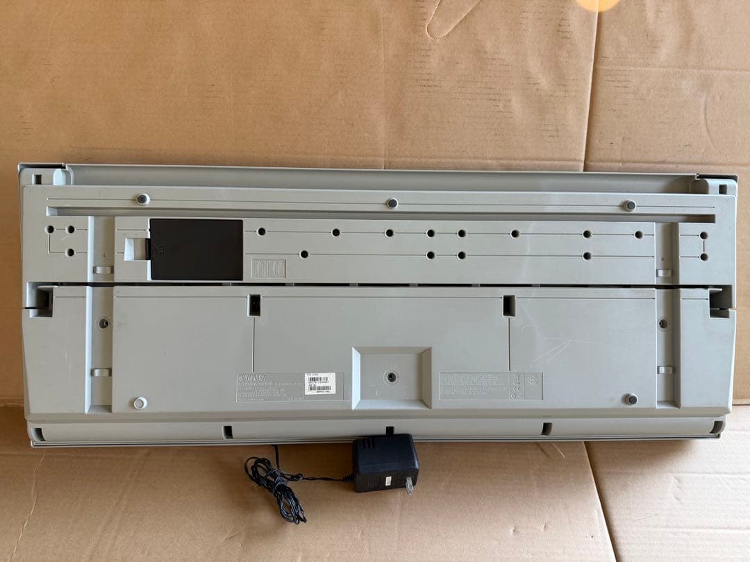 Yamaha psr-e303 電子キーボード