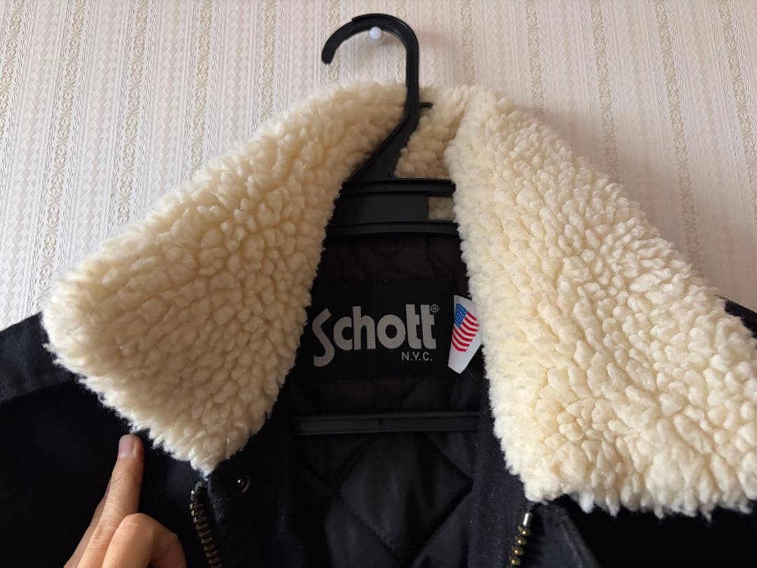 マピオンさん専用　Schott ブラック ジャンパー　美品　メンズ　Sサイズ