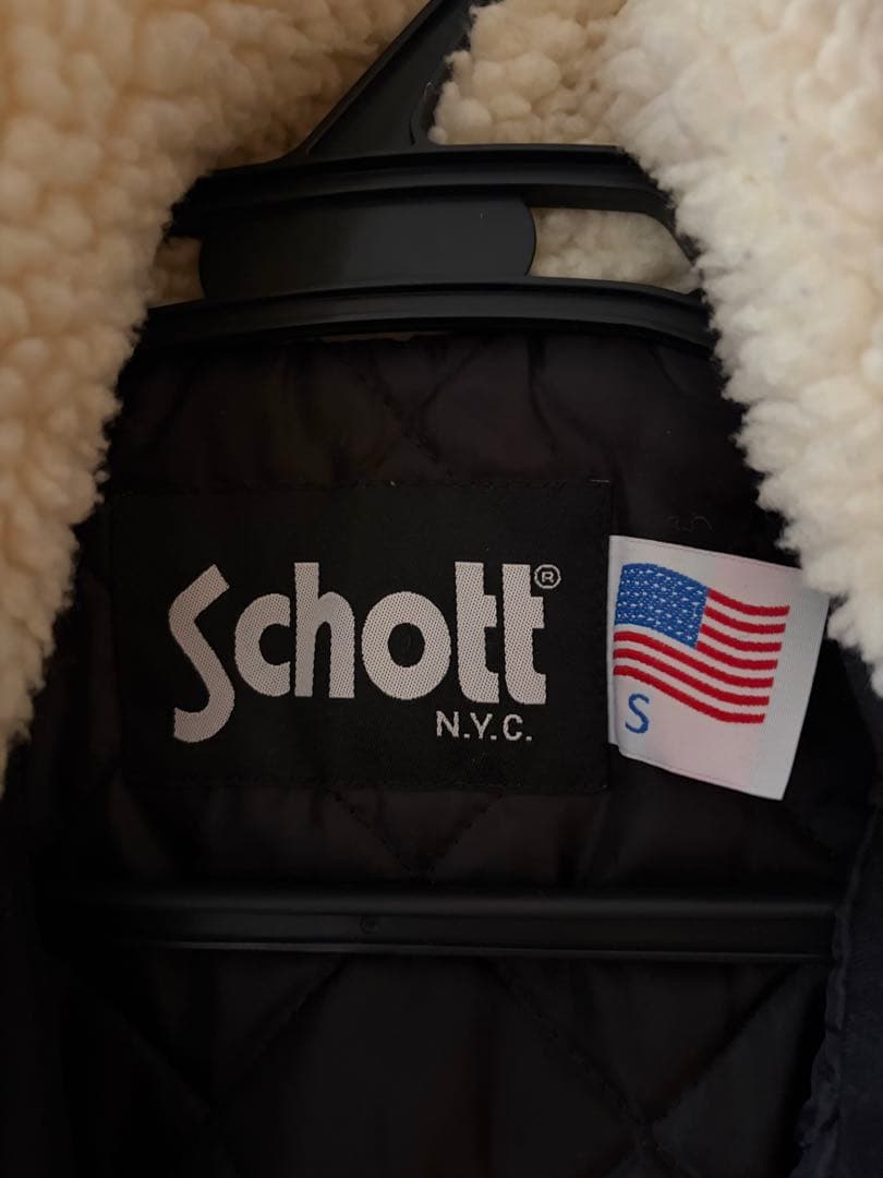 マピオンさん専用　Schott ブラック ジャンパー　美品　メンズ　Sサイズ